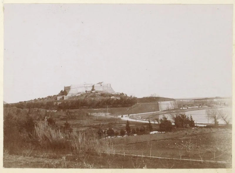 Fort Carré