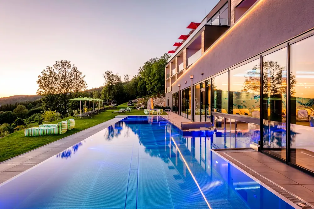 Hüttenhof, Grainet – a family's three-generation spa above the Golden Steig