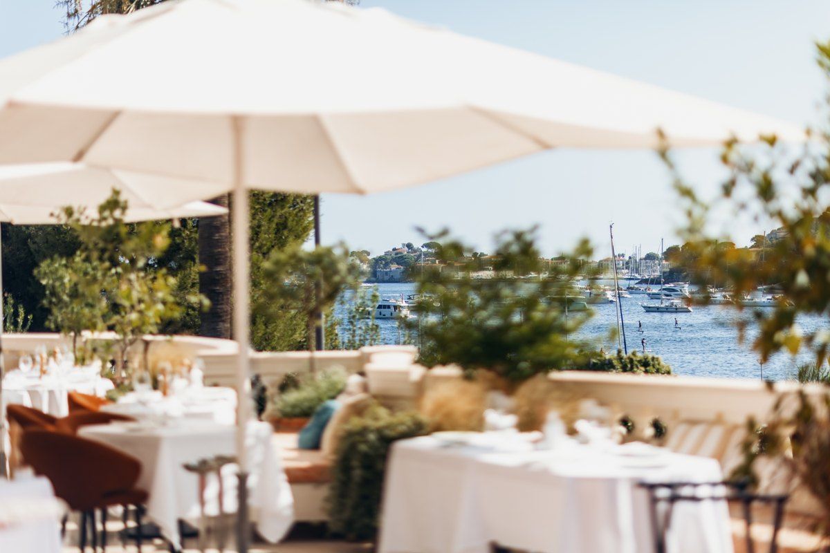 The terrace of Circé, Beaulieu-sur-Mer