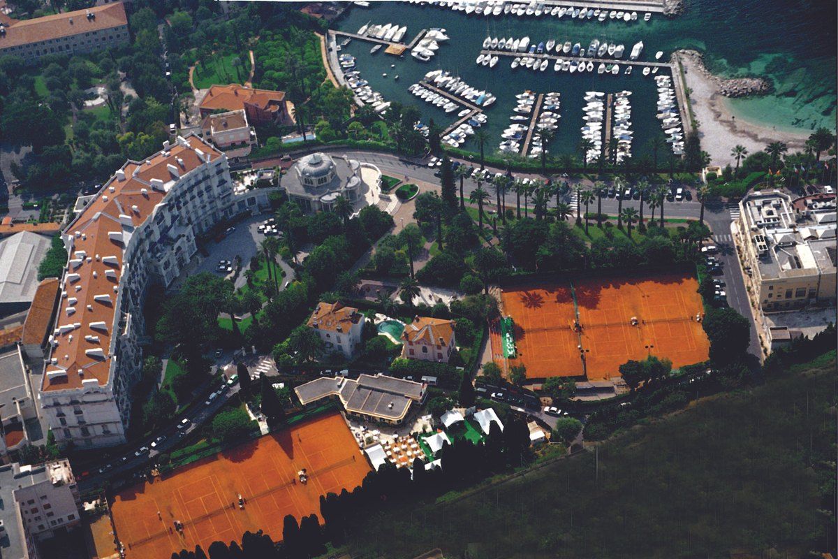 The clay courts of the Tennis-Club de Beaulieu