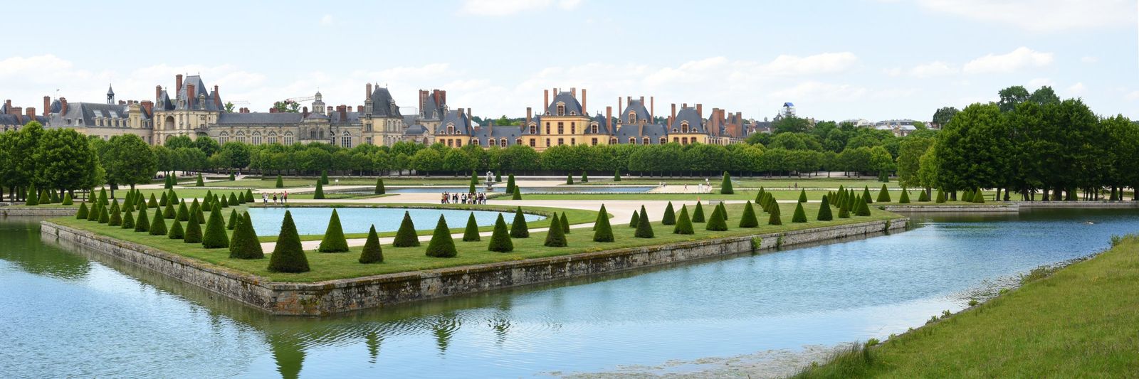 The gardens of the Château de Fontainebleau
