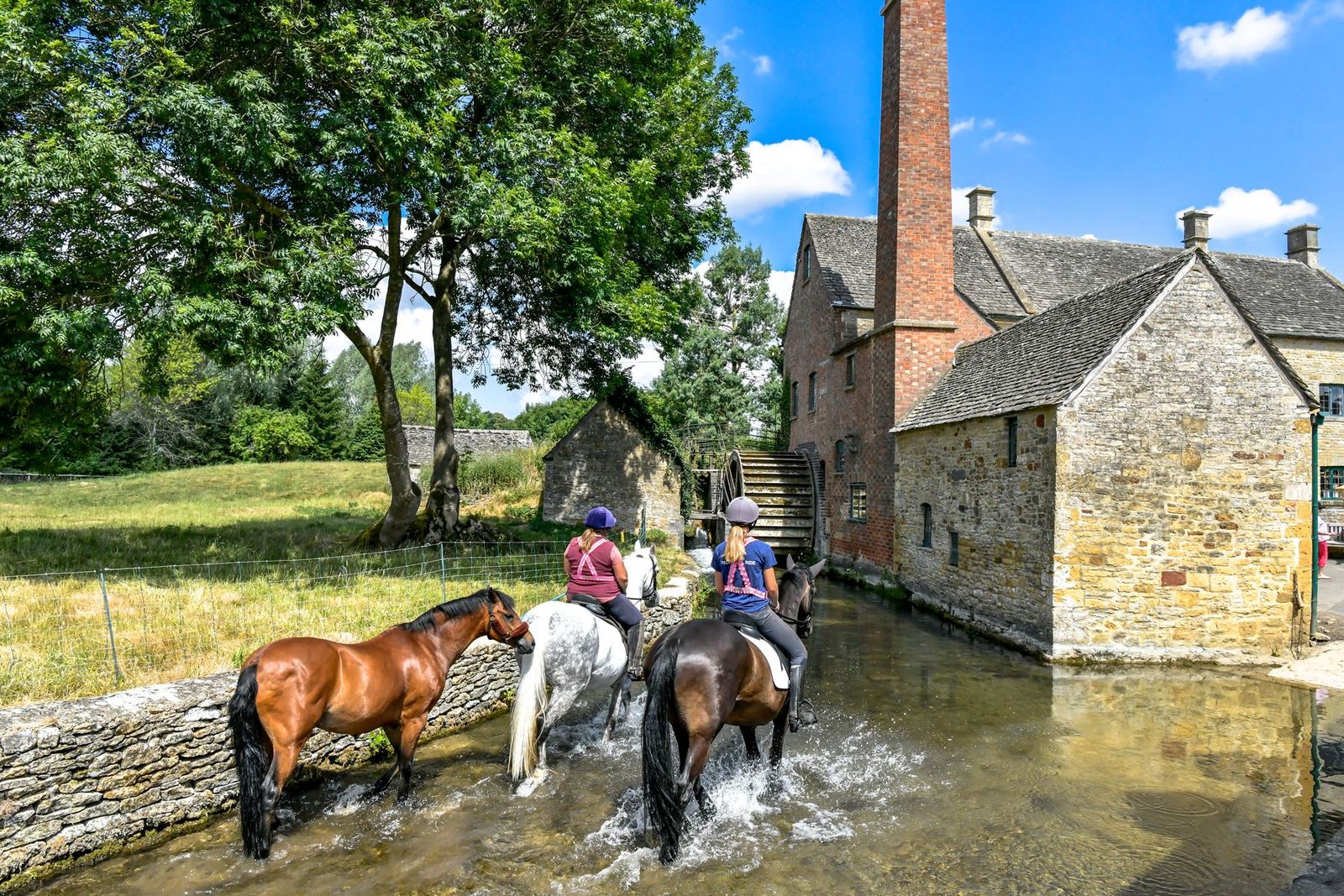 Lower Slaughter, a Cotswolds village within a day trip of London