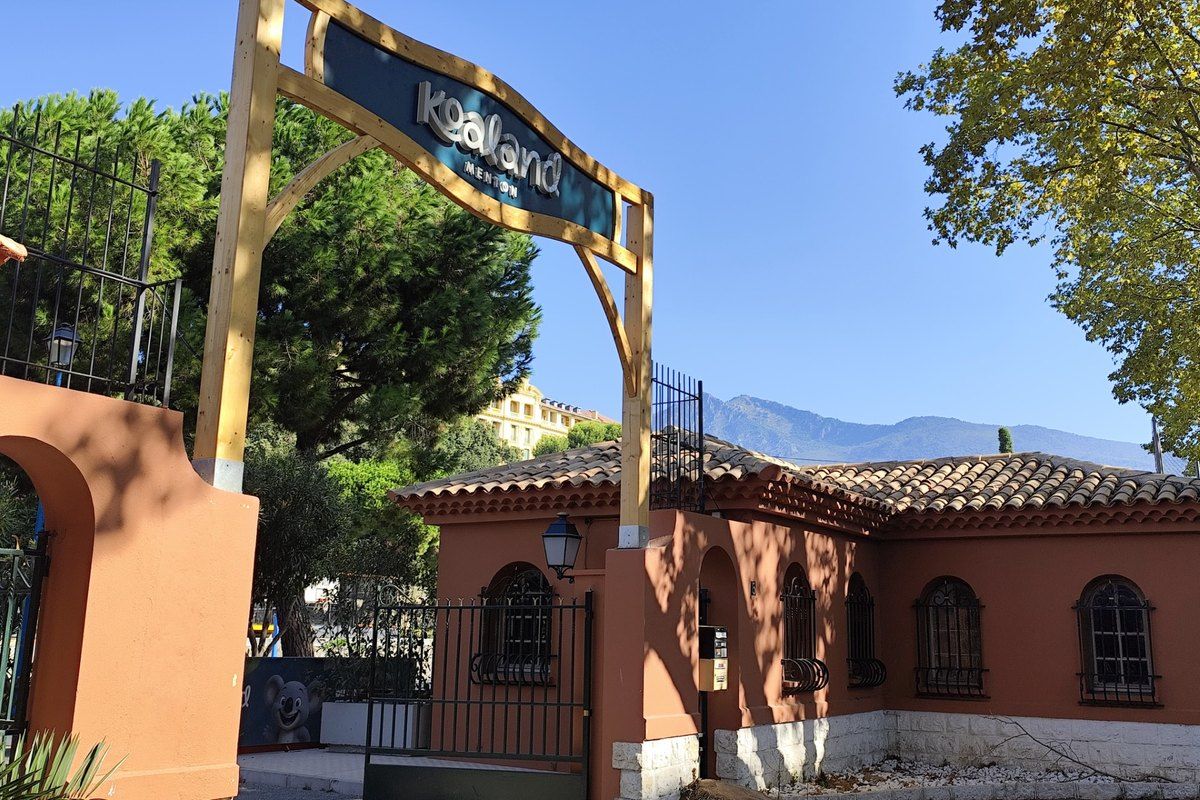 The arched entrance sign of Koaland amusement park on avenue de la Madone in Menton