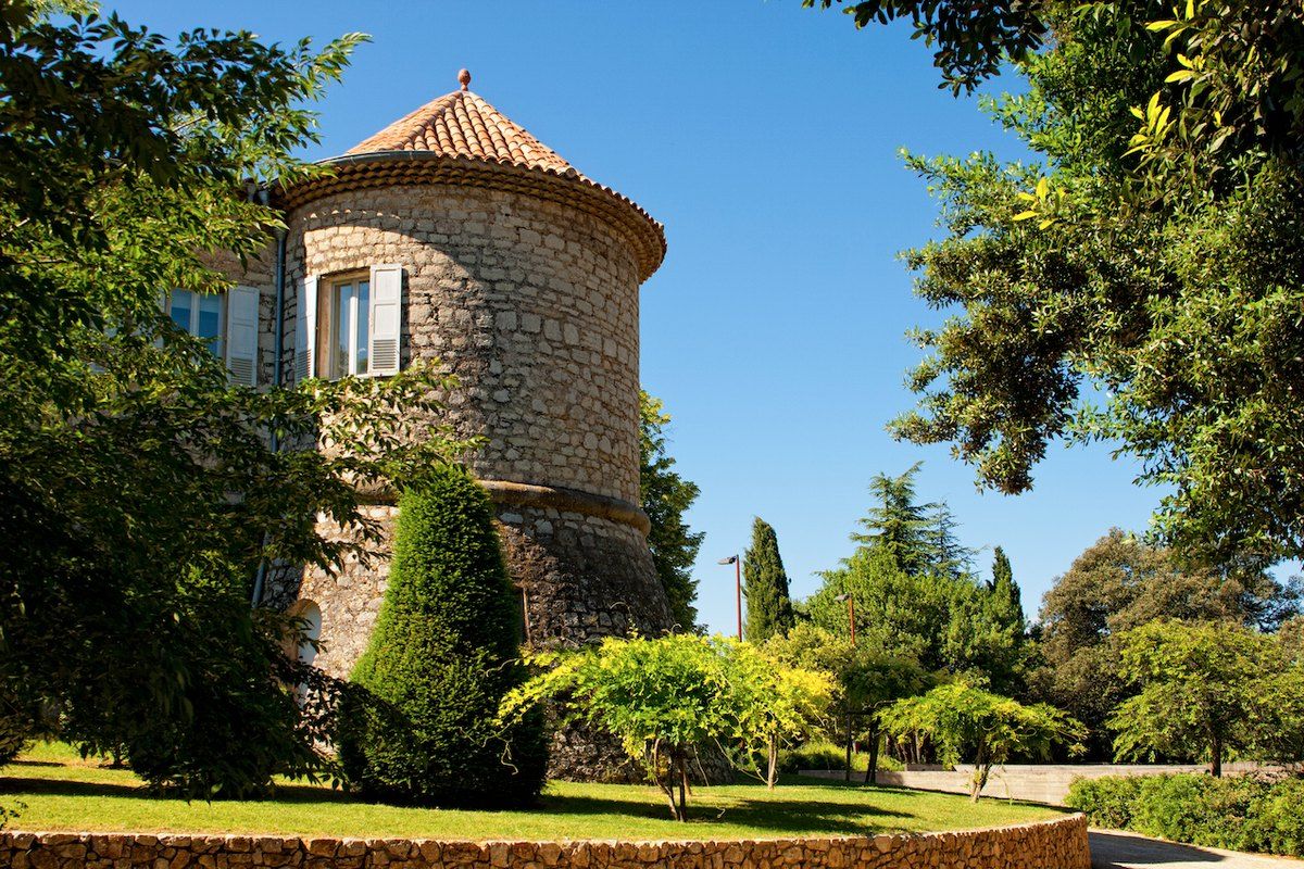 The 16th-century château of Mouans-Sartoux above the lawns of its park