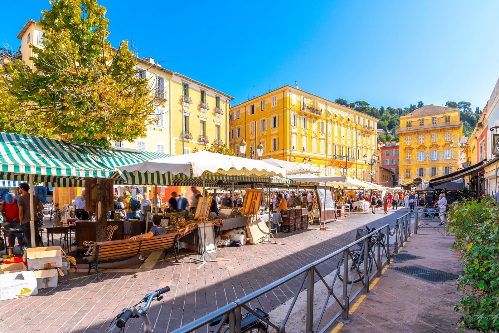 The market on the Cours Saleya in Vieux Nice