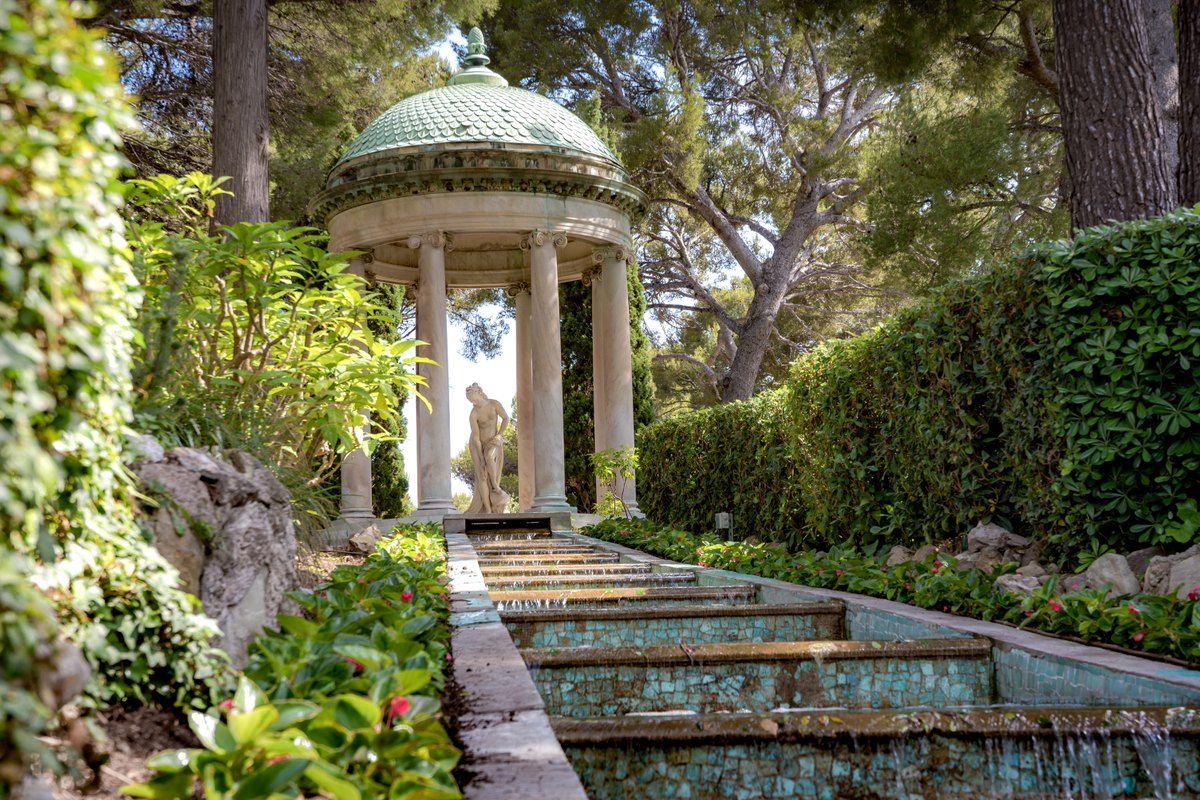 The little temple and water steps in the gardens of the Villa Ephrussi de Rothschild, Saint-Jean-Cap-Ferrat
