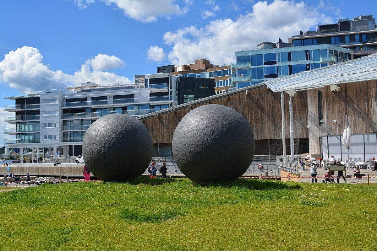 The Tjuvholmen Sculpture Park beside the Astrup Fearnley Museet and its sweeping glass roof on the Oslo waterfront
