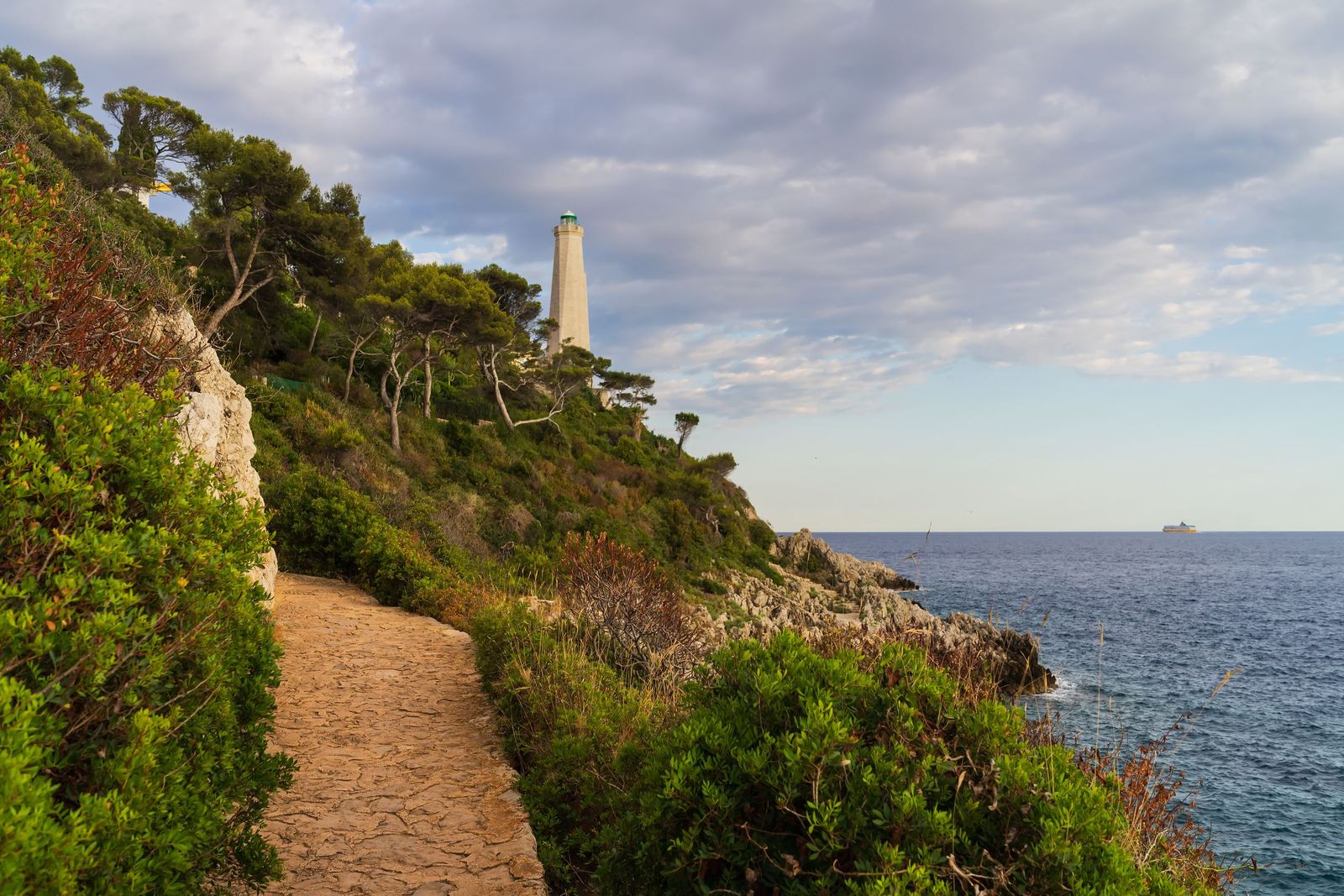 The coastal path around Cap Ferrat
