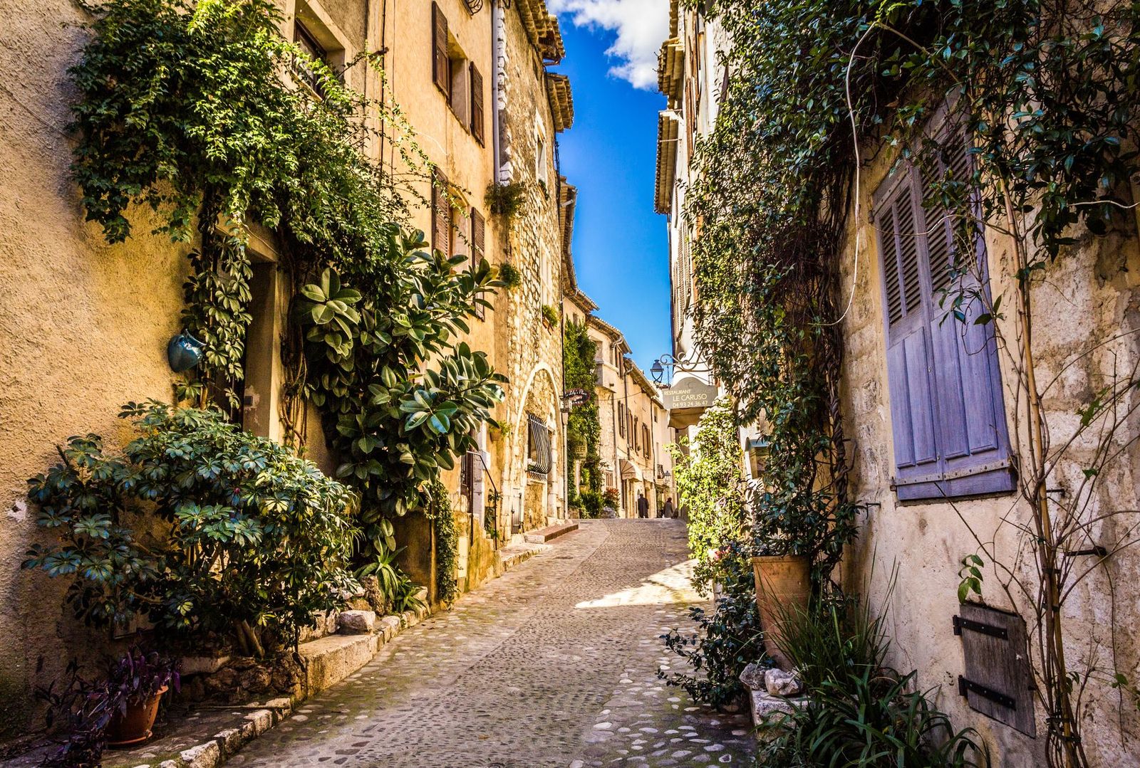 A narrow street in Saint-Paul-de-Vence