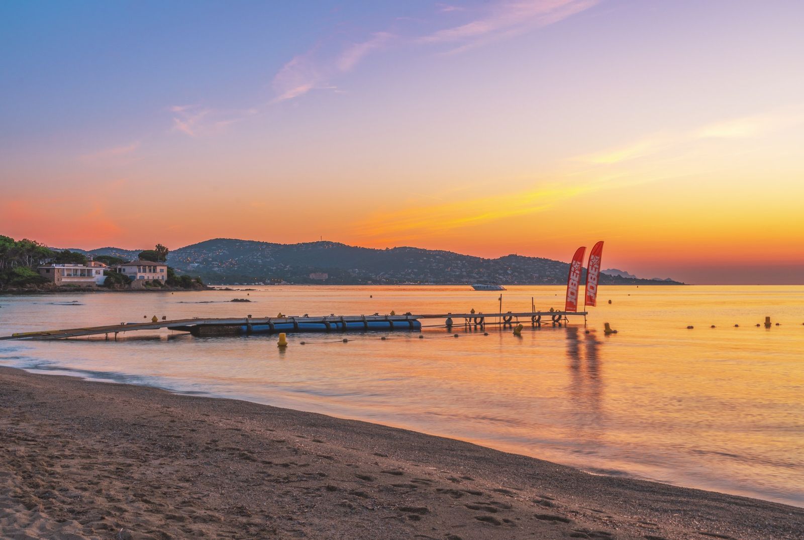 La Nartelle beach in Sainte-Maxime at sunrise
