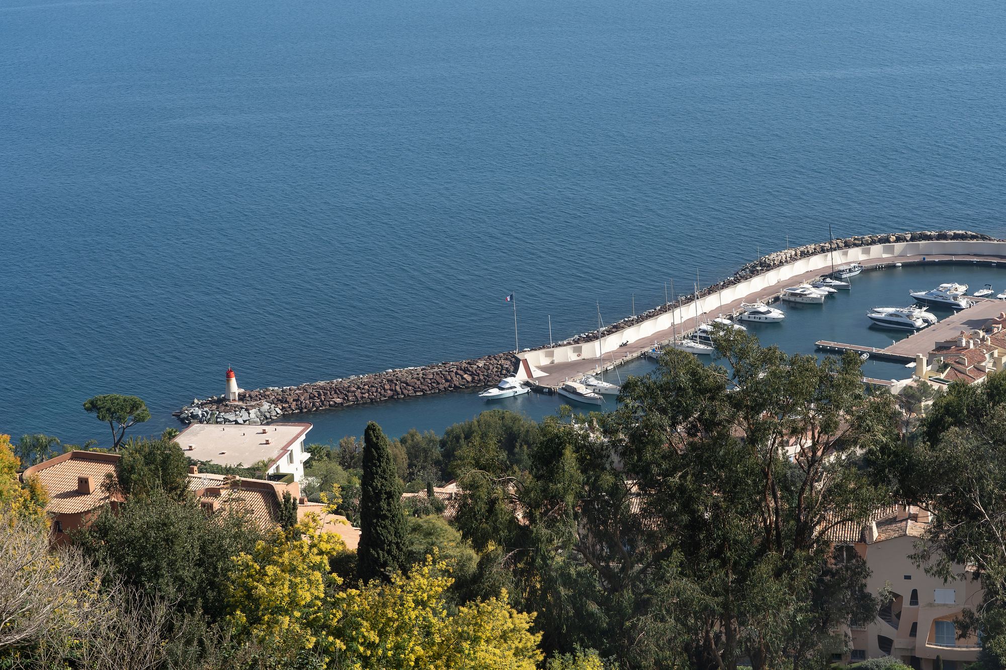 The small port of Théoule-sur-Mer from the air