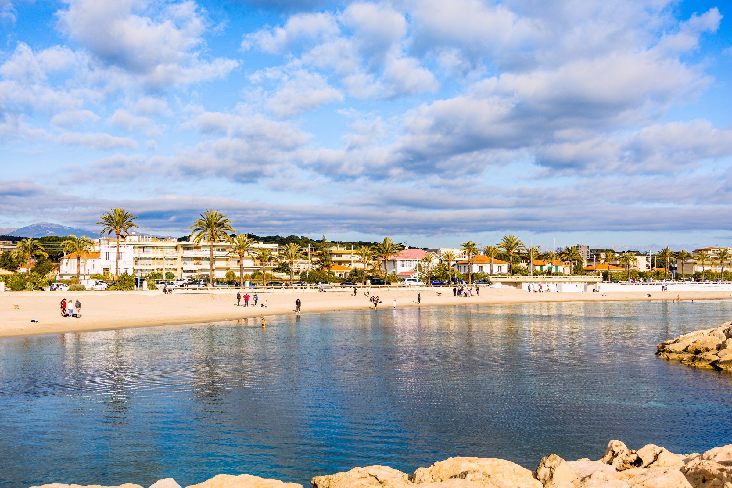 The bay of Golfe-Juan seen from the beach at Vallauris