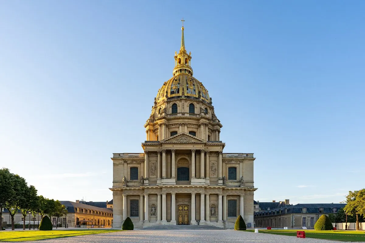 The gilded Dôme des Invalides from the south, Paris
