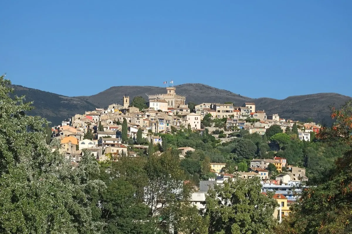 The hill village of Haut-de-Cagnes on its hilltop with the Château Grimaldi at the top, in early autumn light