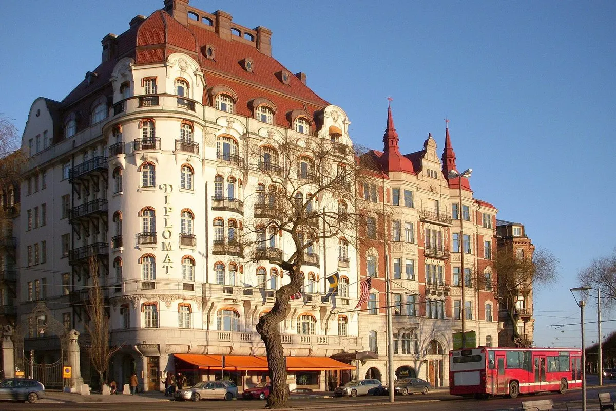 Hotel Diplomat at Strandvägen 7 in Stockholm – the bright Art Nouveau palace with curved balconies and the hotel's name on the façade