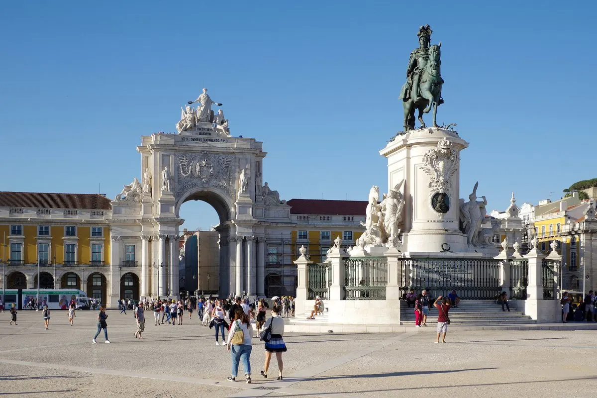 Praça do Comércio and the Rua Augusta Arch in Lisbon