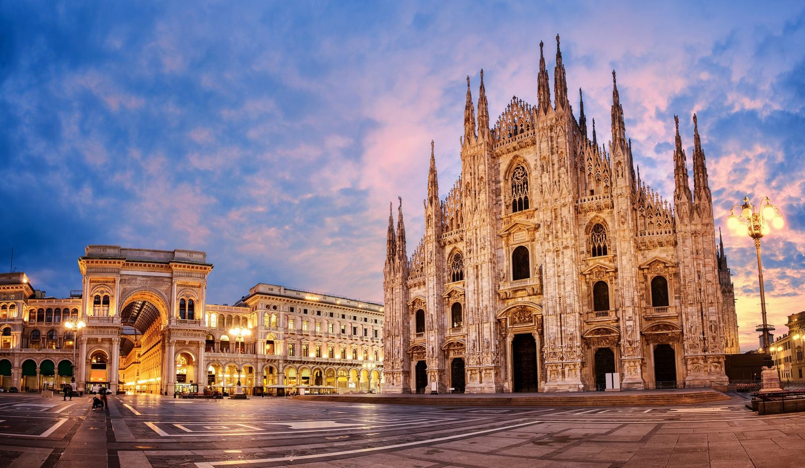 Milan Cathedral and the Piazza del Duomo at sunrise