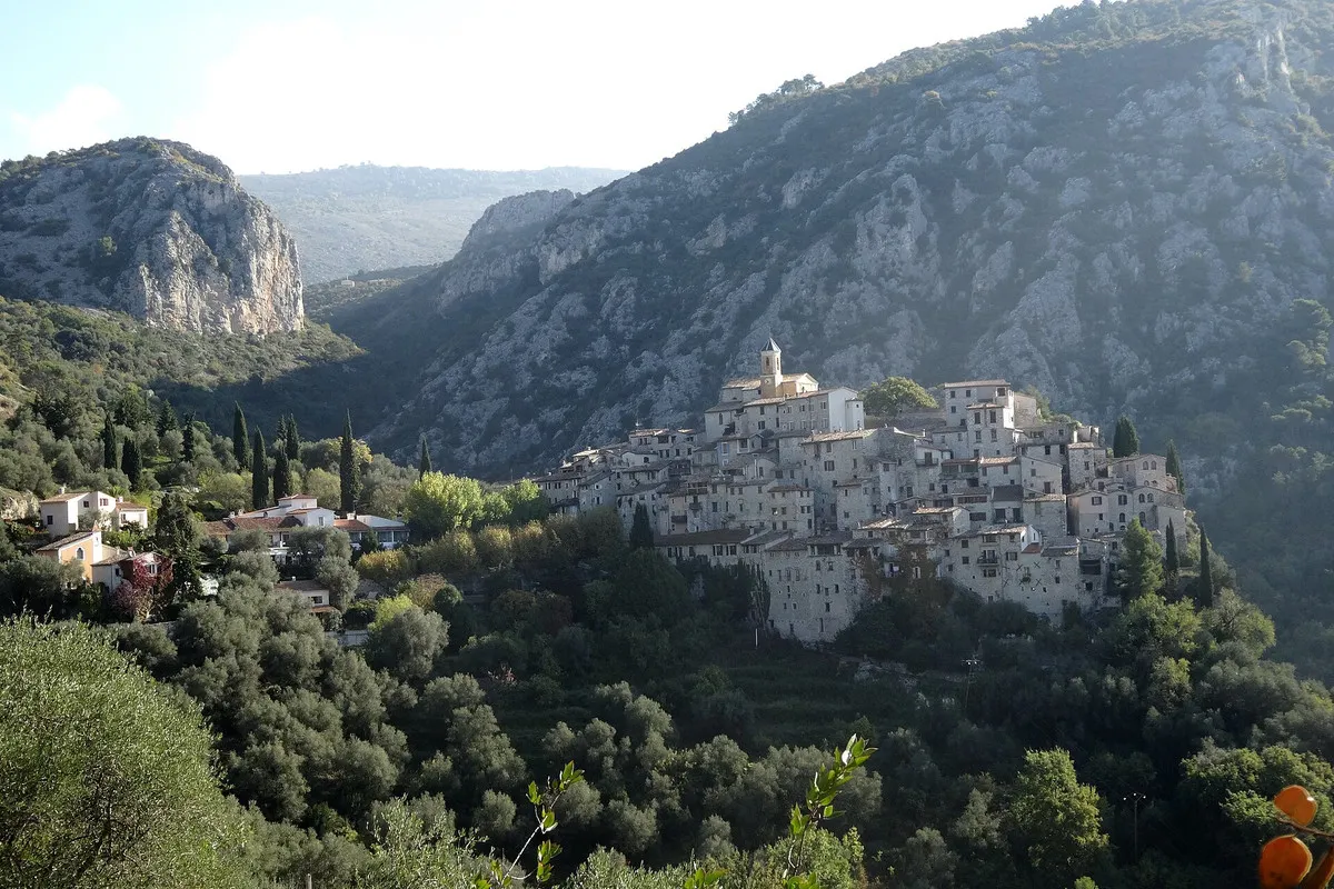 The stone village of Peillon on its rocky spur, surrounded by wooded mountains
