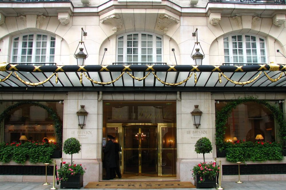 Épicure – three MICHELIN Stars behind Le Bristol's secret garden