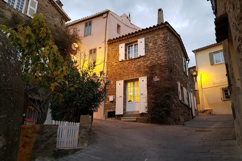 Gassin – the watchtower over the Bay of Saint-Tropez
