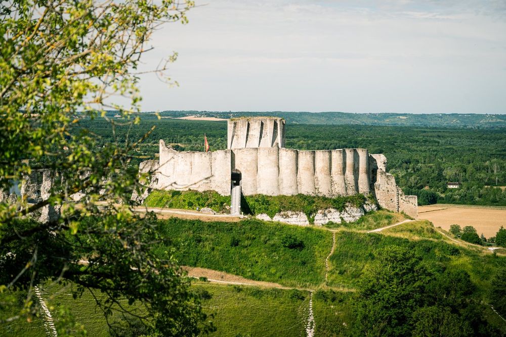 Château Gaillard's curtain walls seen through the trees above the Seine valley