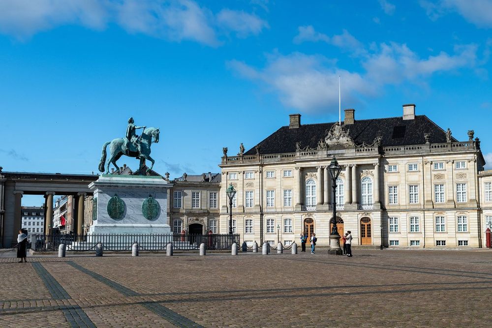 Amalienborg and Frederiksstaden – Copenhagen's royal quarter