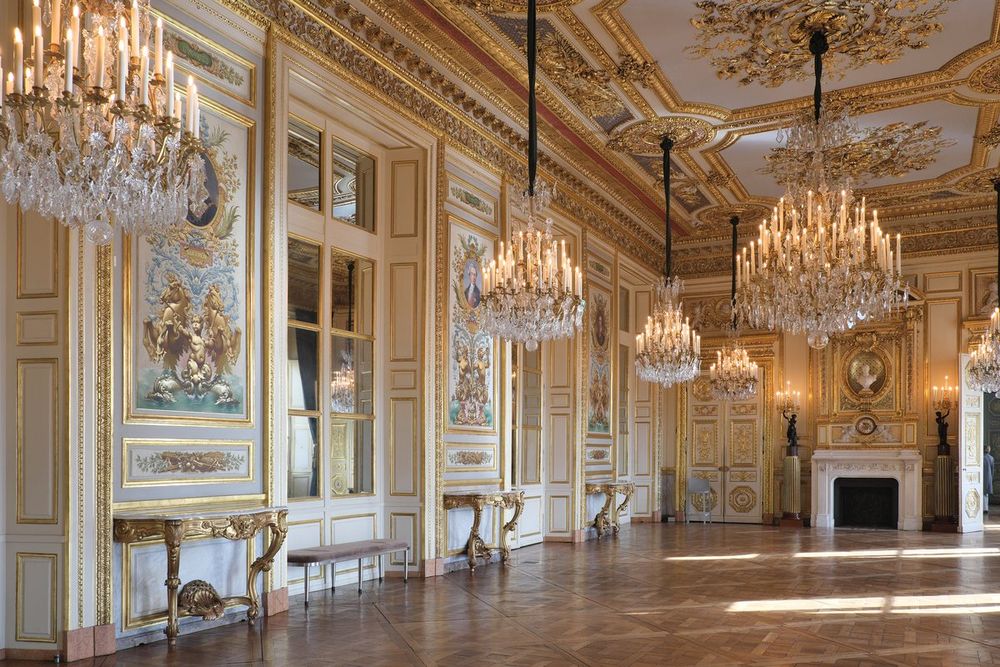 Hôtel de la Marine: inside the royal palace on Place de la Concorde