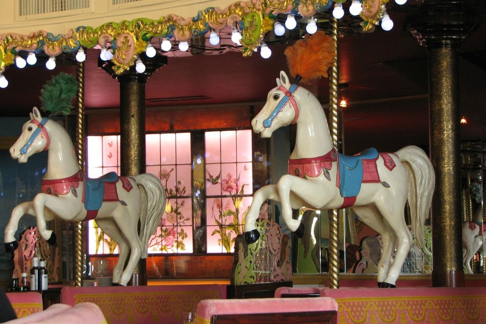 La Rotonde – the carousel brasserie inside Le Negresco