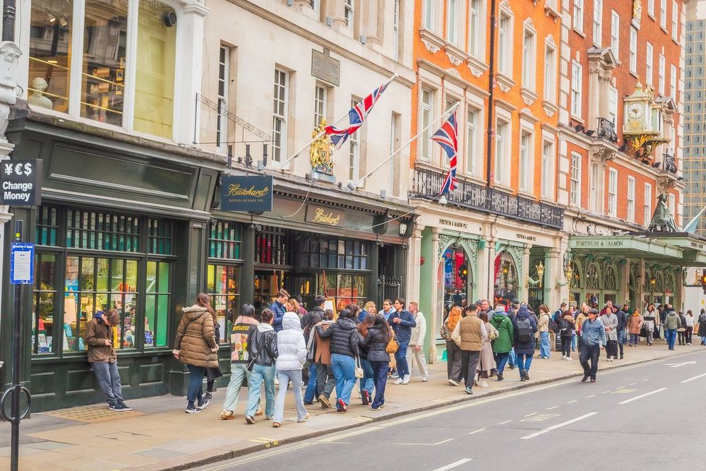 Fortnum & Mason and Hatchards – Piccadilly's royal grocer and bookseller