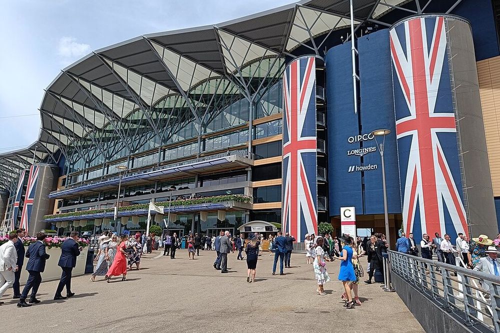 Royal Ascot – the Royal Procession, the dress code and five days in June
