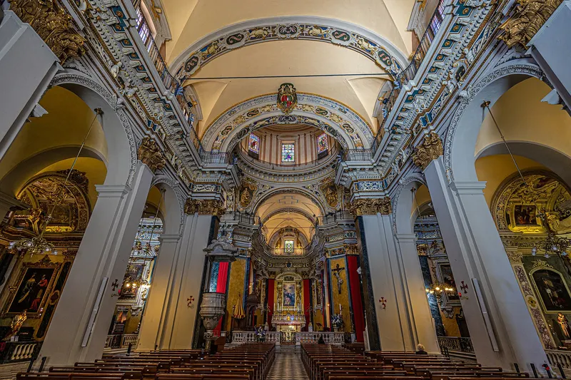 The baroque churches of Vieux Nice – gilt, stucco and painted domes