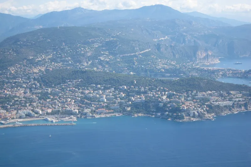 Mont Boron – Nice's forest hill, a Savoy fort and an English folly