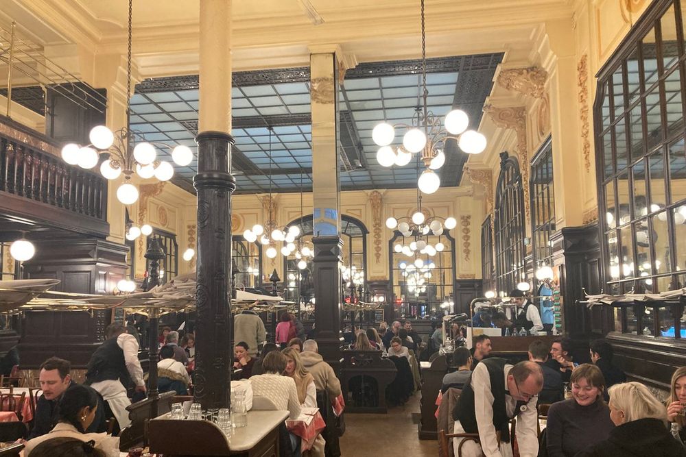 Bouillon Chartier on rue du Faubourg-Montmartre