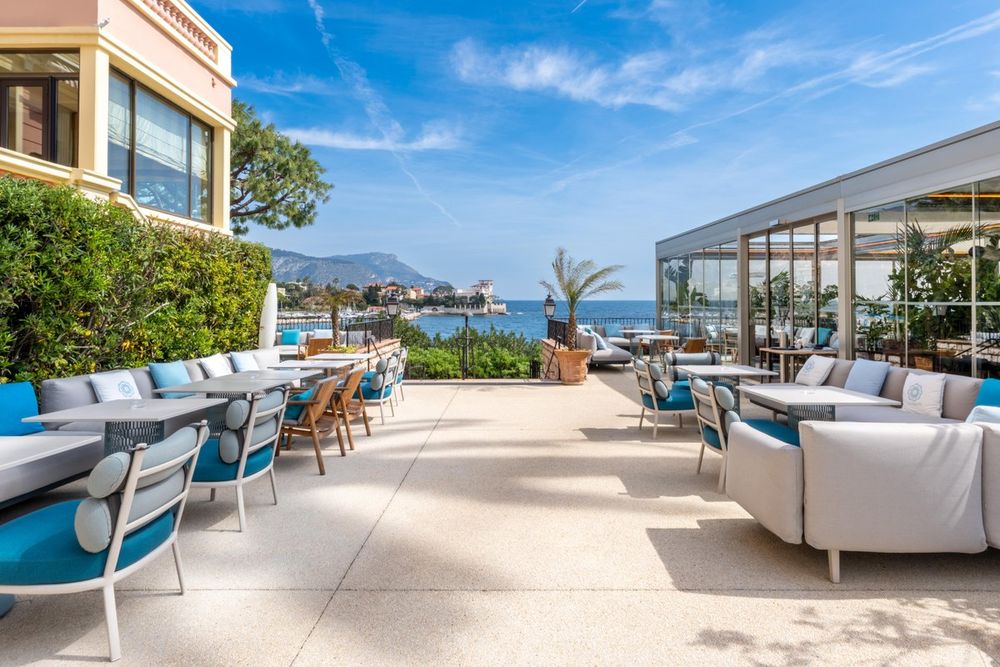Jasmin Grill and Lounge by the Royal-Riviera pool, Saint-Jean-Cap-Ferrat