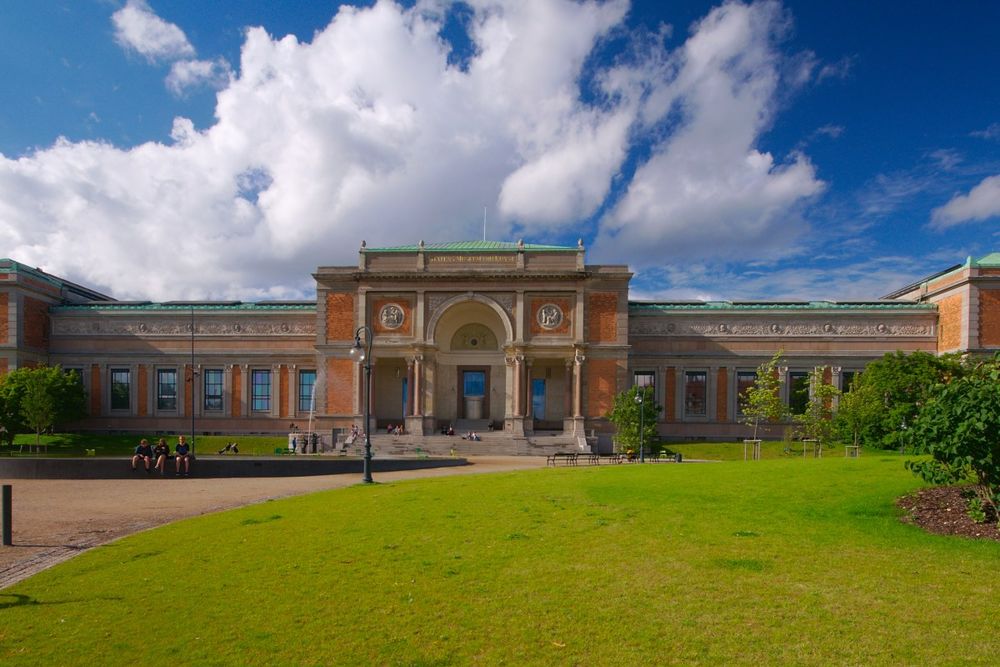SMK – Denmark's national gallery, from royal cabinet to glass-lit modern wing