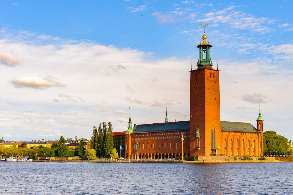 Stockholm City Hall – Östberg's brick palace and the halls of the Nobel Banquet