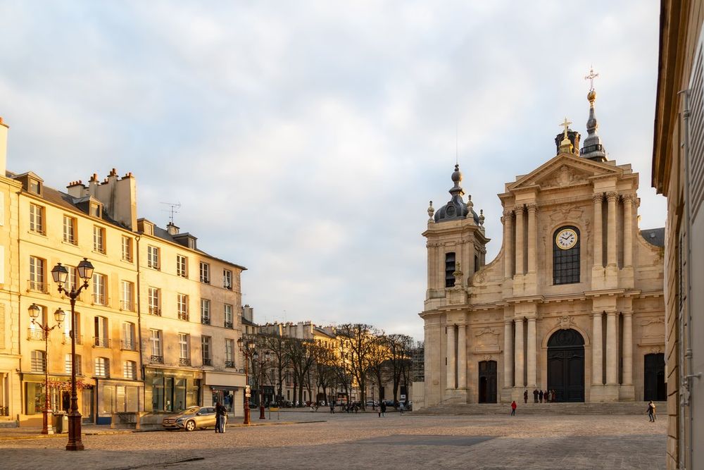 Place Saint-Louis and the façade of Saint-Louis cathedral in the Saint-Louis quarter of Versailles