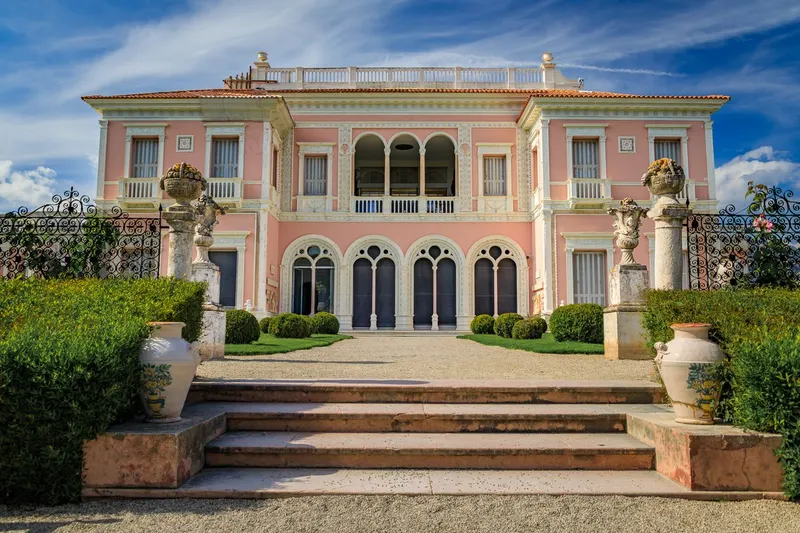 Villa Ephrussi de Rothschild – nine gardens on the headland at Cap Ferrat